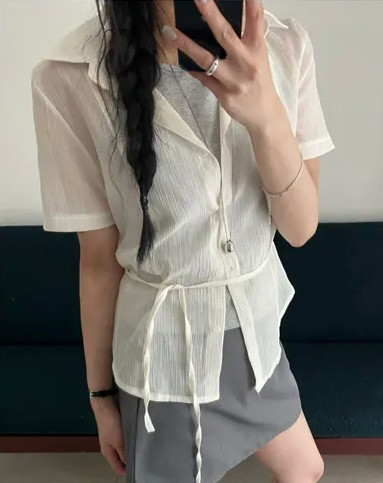 [마지막 가격내림/새상품/무배]스트링 베이 블라우스 이미지