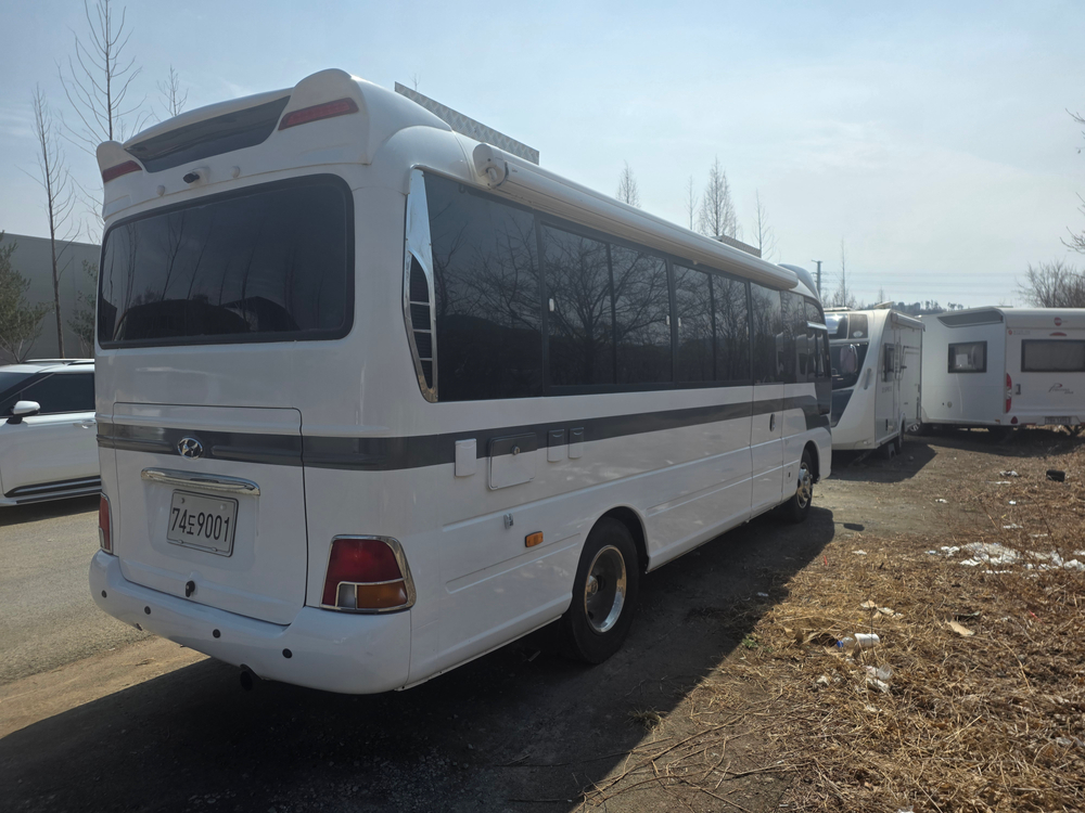 11년식 카운티 캠핑카 중고 판매합니다. 이미지