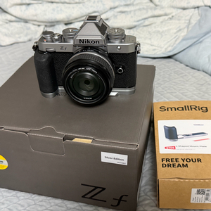 니콘 zf 실버 40se 렌즈킷 이미지