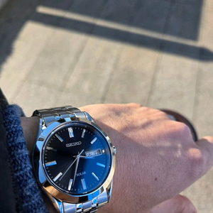 sbpx083 세이코 솔라 쿼츠 시계 이미지