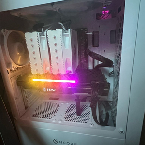 32인치삼성 g3모니터 + 게이밍본체 팝니다 이미지