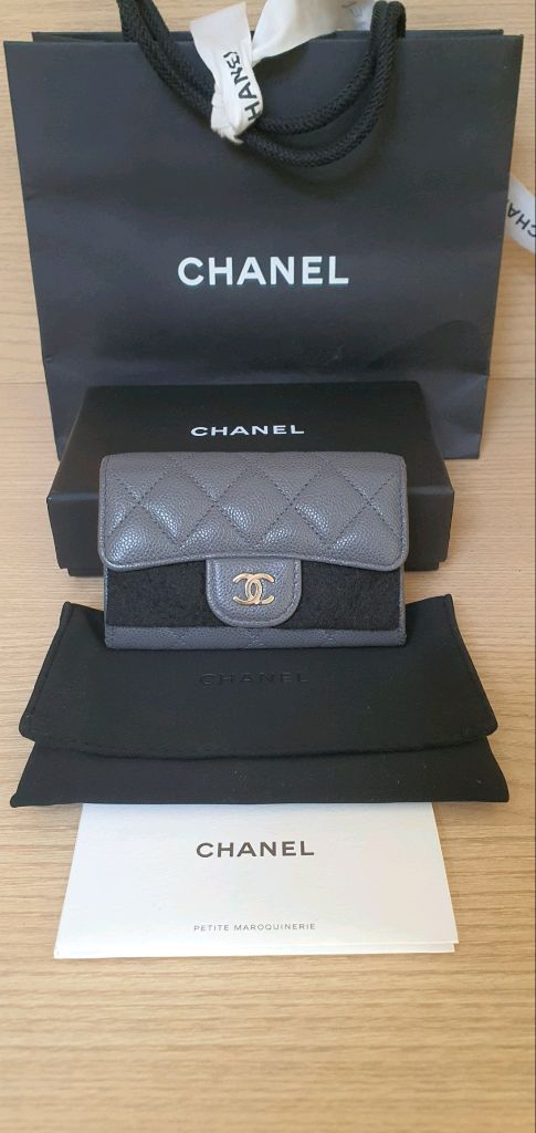 샤넬 캐비어 클똑 카드지갑 새상품급 정품(감정O)구찌프라다루이비통디올고야드샤넬셀린느보테가생로랑발렌시아가버버리가방 이미지