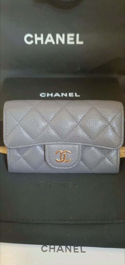 샤넬 캐비어 클똑 카드지갑 새상품급 정품(감정O)구찌프라다루이비통디올고야드샤넬셀린느보테가생로랑발렌시아가버버리가방 이미지