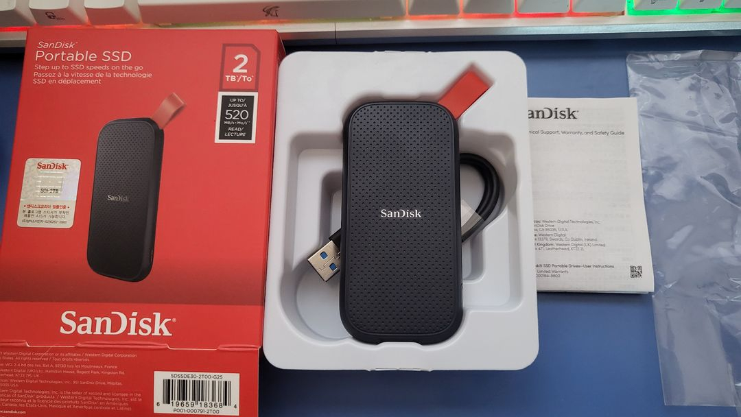 샌디스크 포터블 SSD E30 2TB 이미지