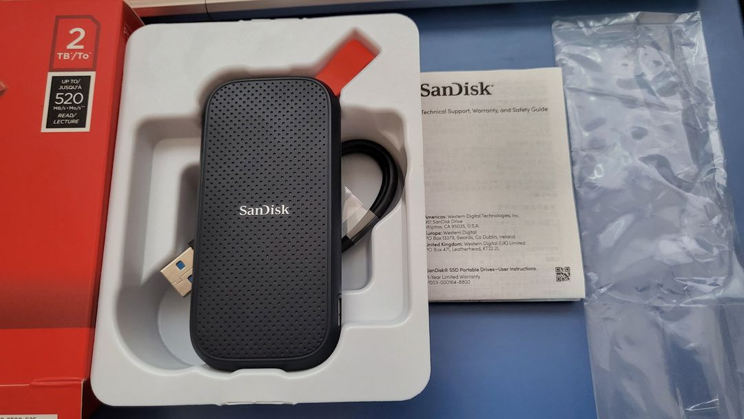 샌디스크 포터블 SSD E30 2TB 이미지