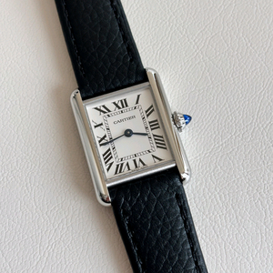 [새상품,미개봉]까르띠에 탱크 머스트 스몰 가죽 쿼츠 팝니다 이미지