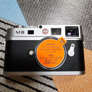 라이카 M8 실버 소장급 팝니다. 이미지