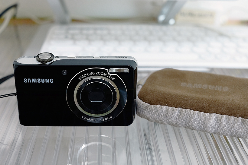 삼성 VLUU PL100 듀얼셀피 빈티지 한효주디카 팝니다 이미지