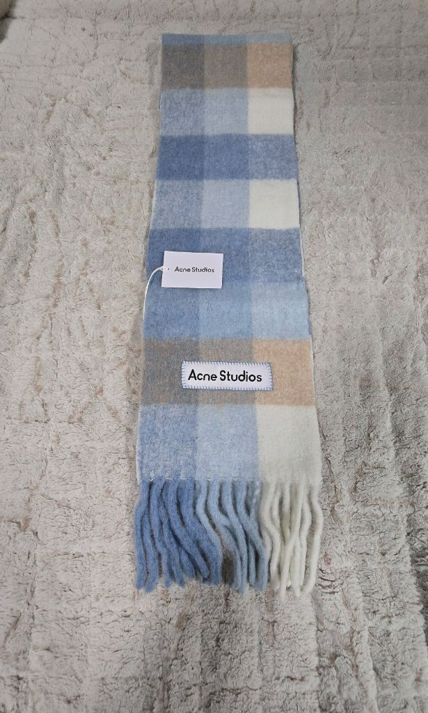 아크네 스튜디오 모헤어 파스텔 블루 베이지 머플러 목도리 이미지