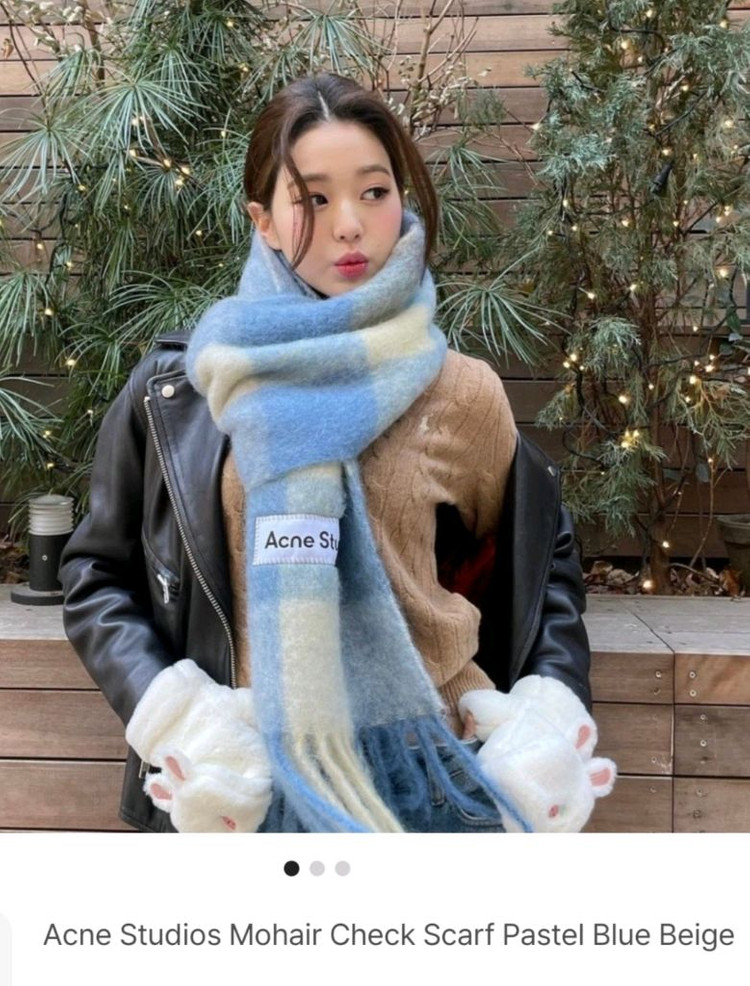 아크네 스튜디오 모헤어 파스텔 블루 베이지 머플러 목도리 이미지