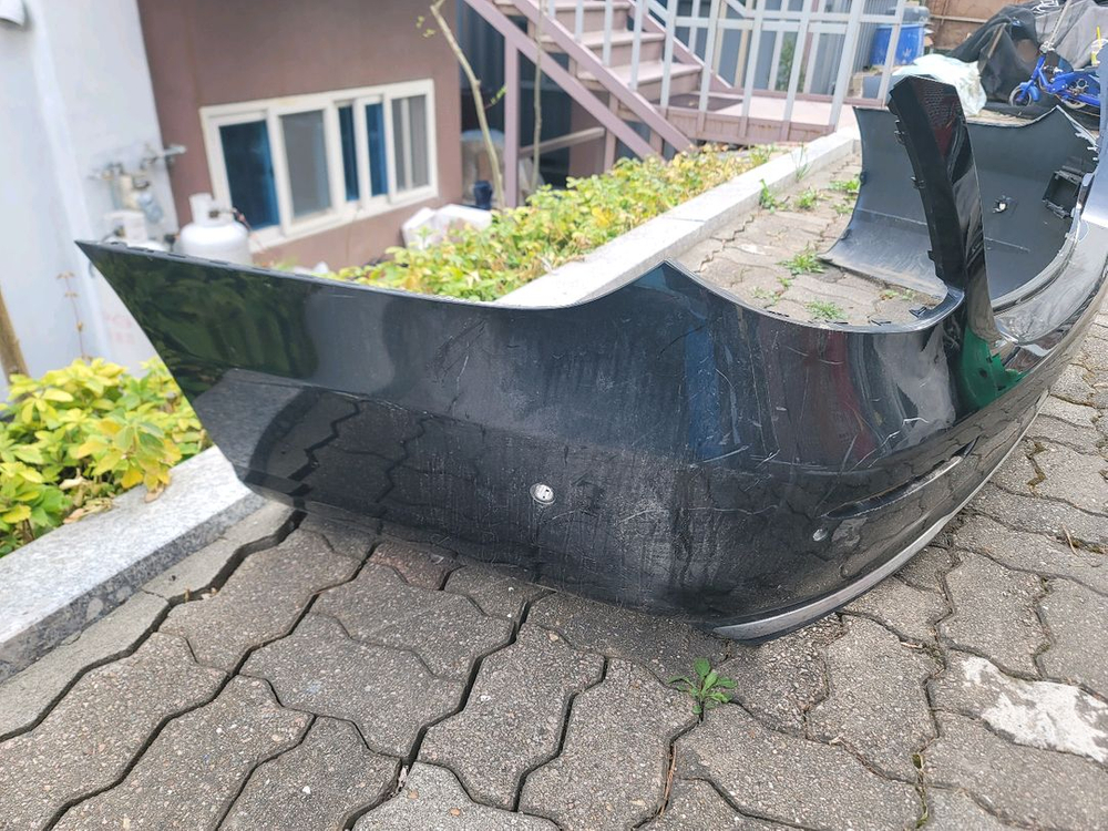 벤츠 E클래스 W213 E220d 아방가르드 범퍼 후범퍼 뒷범퍼 후면 범퍼 리어범퍼 벤츠 E300 아방가르드 범퍼 이미지