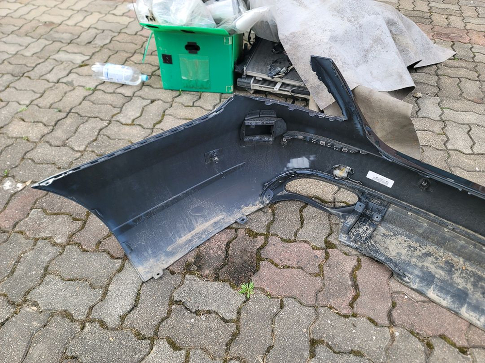 벤츠 E클래스 W213 E220d 아방가르드 범퍼 후범퍼 뒷범퍼 후면 범퍼 리어범퍼 벤츠 E300 아방가르드 범퍼 이미지