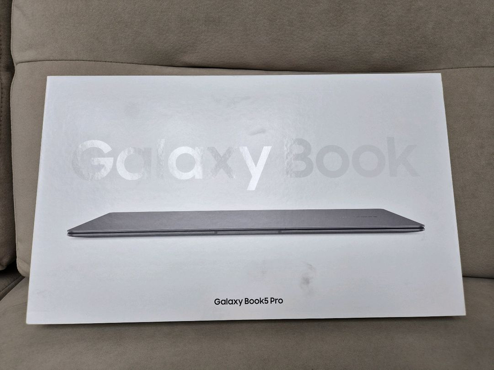 갤럭시 북5 프로 NT960XHA-KC51G 새상품 단순개봉 16인치 터치노트북 이미지
