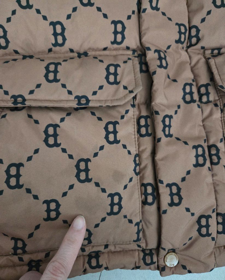 엠엘비키즈 패딩145사이즈. 이미지