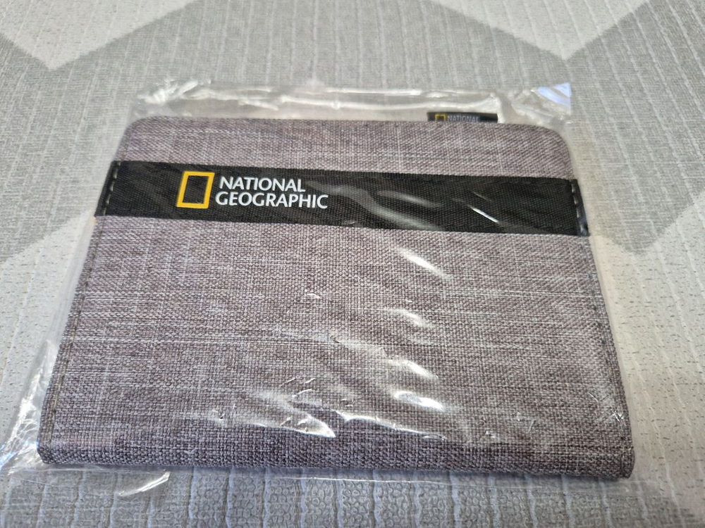 내셔널지오그래픽 두오모 여권지갑 새제품 이미지
