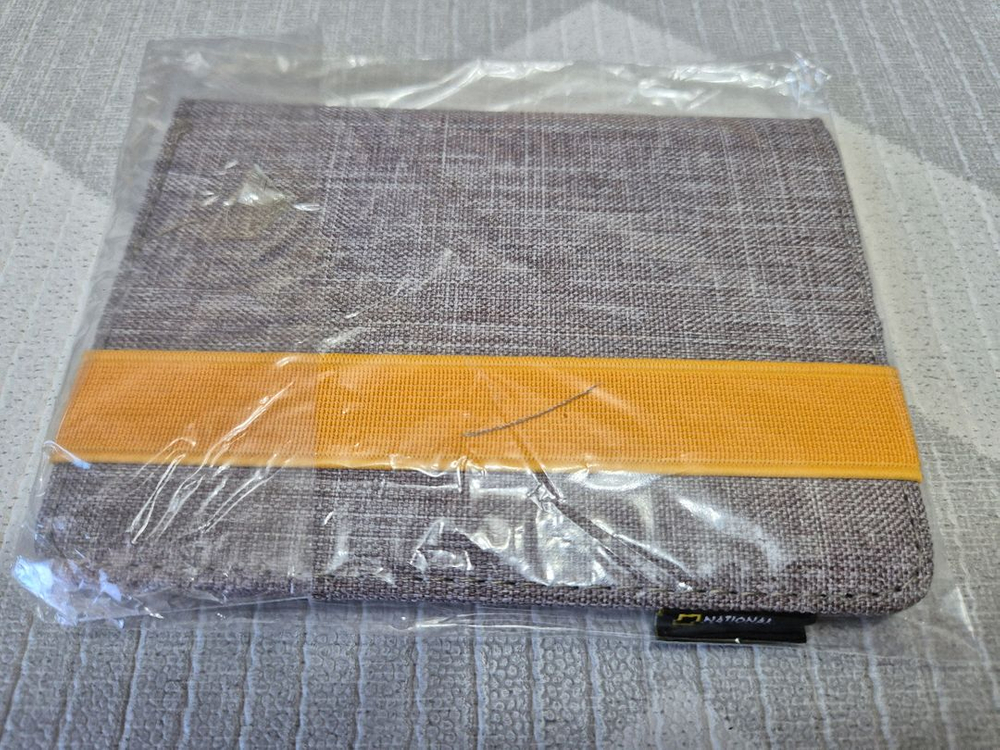 내셔널지오그래픽 두오모 여권지갑 새제품 이미지