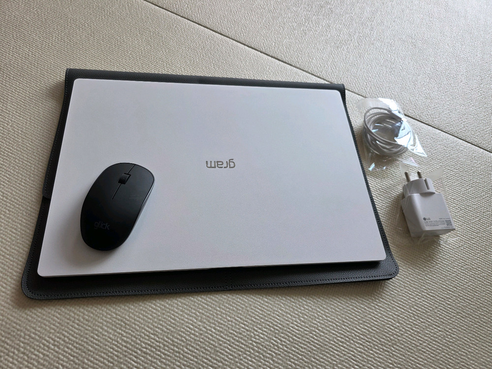 풀구성 신품급 그램17 초고사양 노트북 울트라5 16램 SSD 512G 이미지