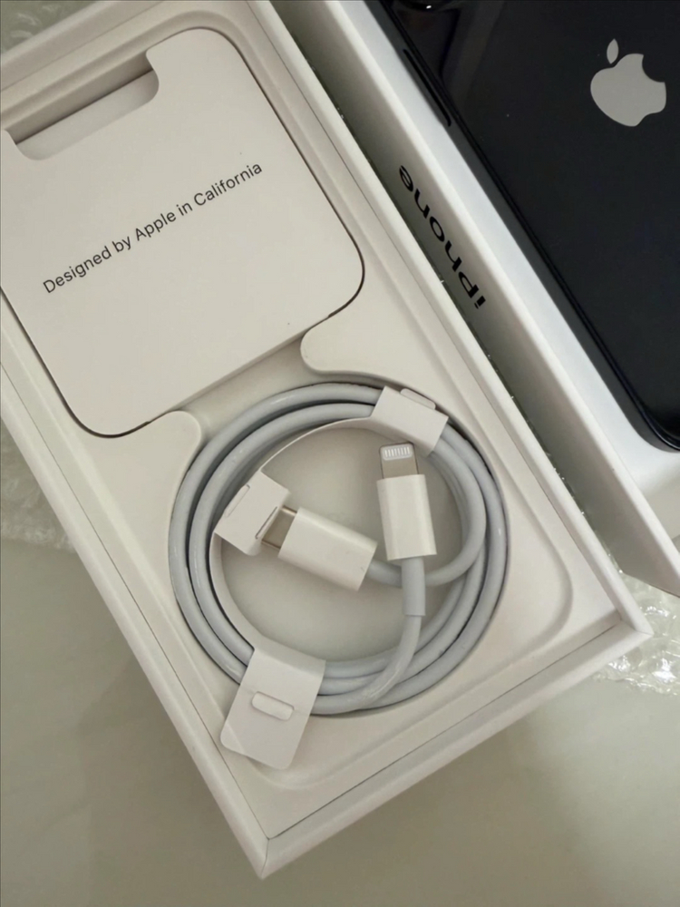 아이폰 12미니 이미지