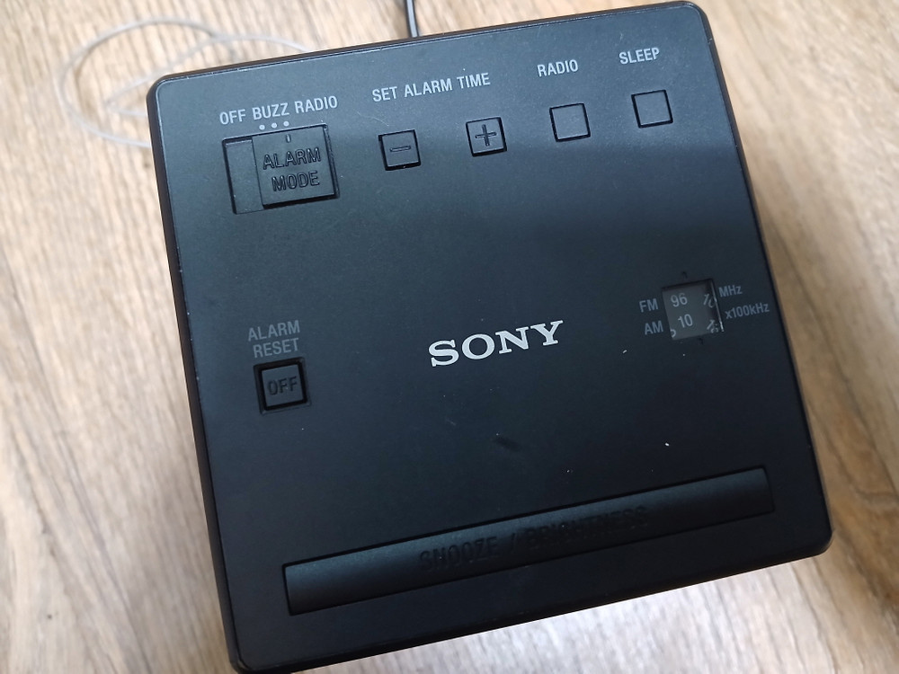 SONY ICF-C1 FM/AM 라디오 전자시계 알람기능 재고2개 이미지