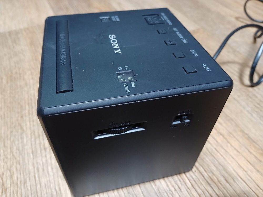 SONY ICF-C1 FM/AM 라디오 전자시계 알람기능 재고2개 이미지