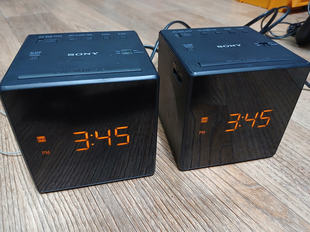 SONY ICF-C1 FM/AM 라디오 전자시계 알람기능 재고2개 이미지