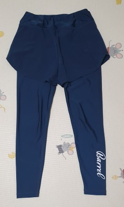 성인수영복 래시가드 디스커버리 배럴 타미 스타벅스 이미지