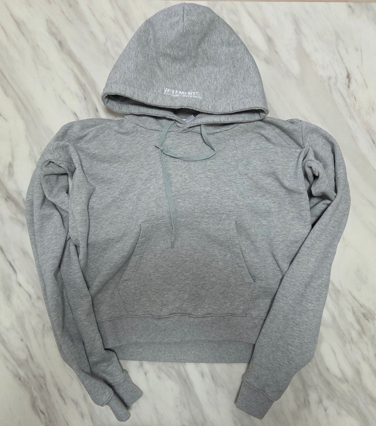 베트멍 오버핏 크롭 백로고 후드티 이미지