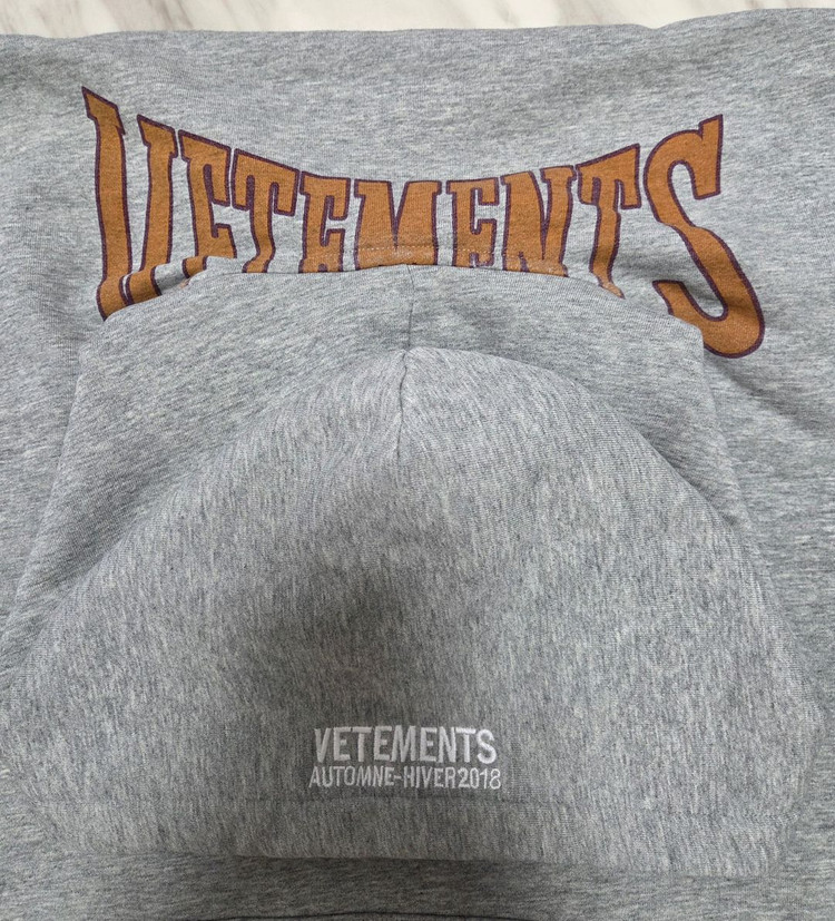 베트멍 오버핏 크롭 백로고 후드티 이미지