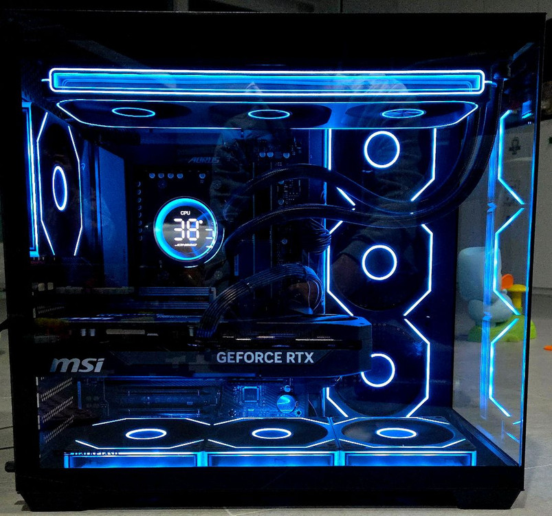 고성능 게이밍 컴퓨터 본체 팔아요 9800x3d, rtx 5070t,i 36gb 이미지