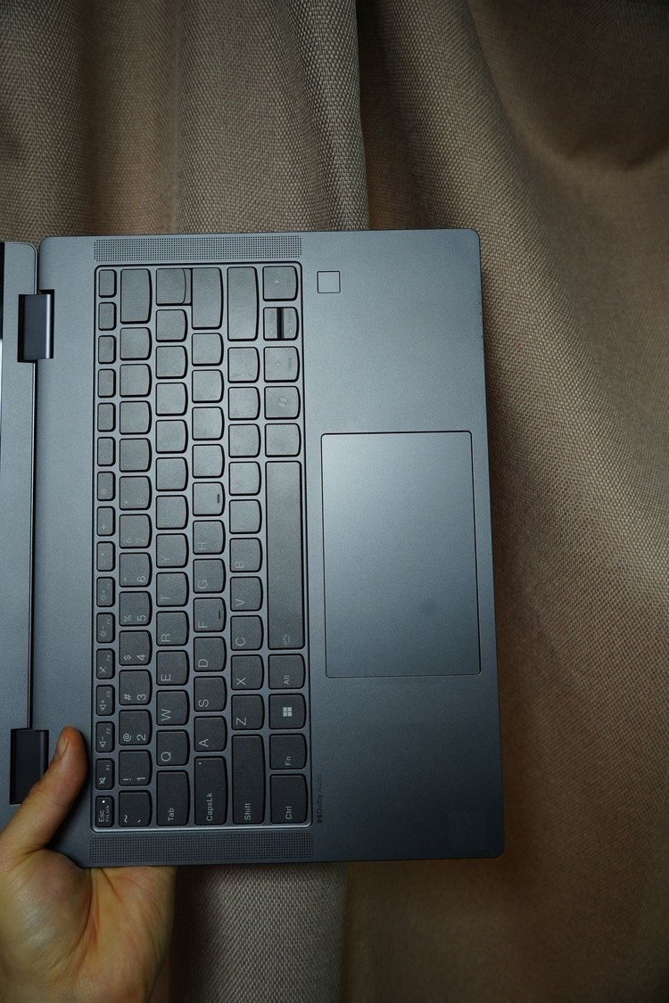 레노버 아이디어패드 5x 14Q8X9 스냅드래곤 OLED 2in1 노트북, 16gb ram, 256gb ssd 이미지