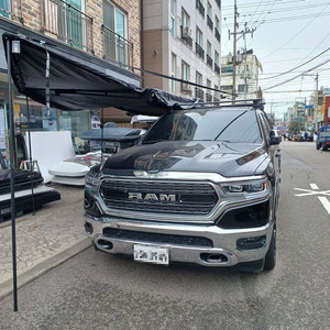 트랩오버랜드,메세타,스토리지웍스 어닝 및 180도.270도 룸텐트등 판매합니다.