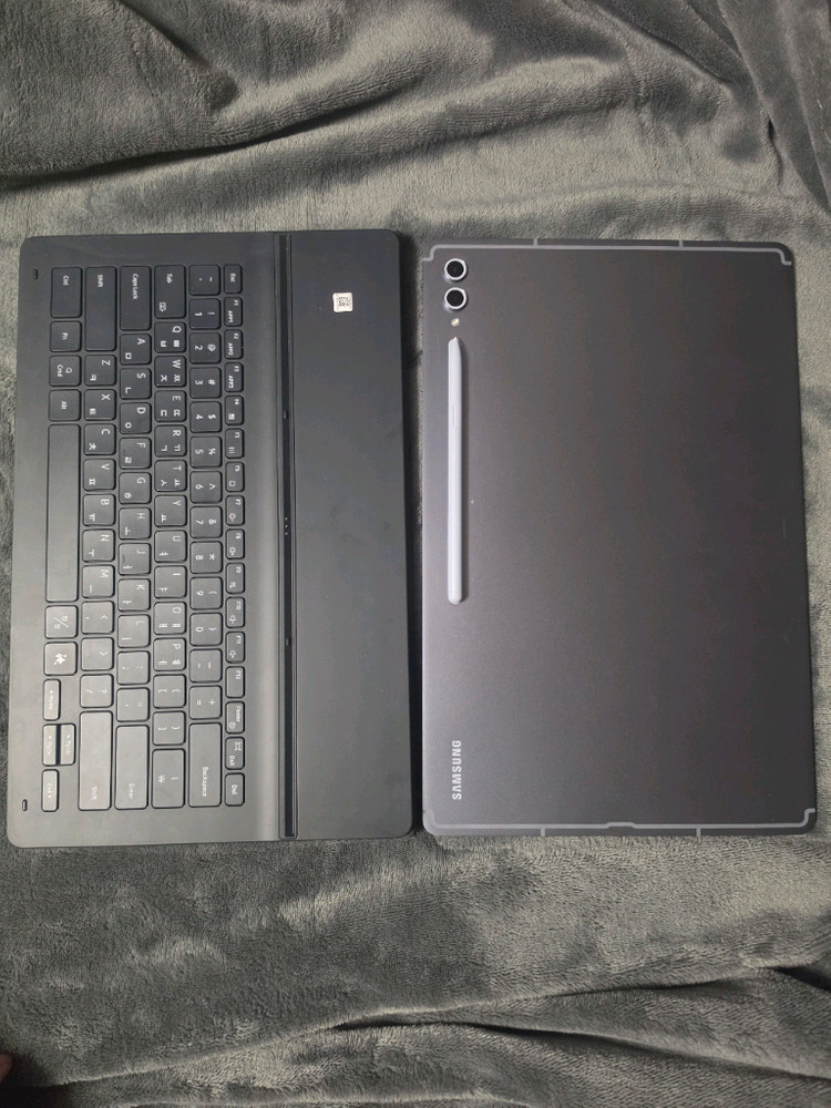 갤럭시탭 S10울트라 512 그레이 와이파이 + 정품키보드 이미지