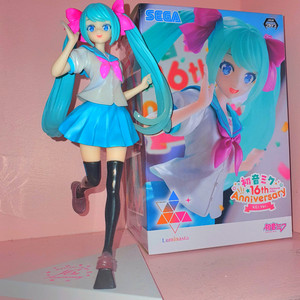 하츠네미쿠 16주년 프라이즈 피규어 교복 택포 이미지