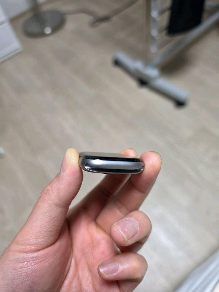 애플워치11 46mm 스페이스그레이 셀룰러(거의 새것) 이미지