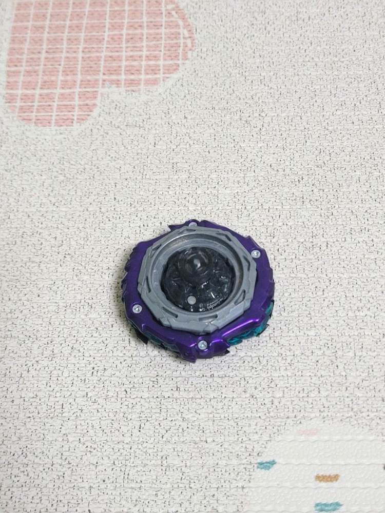 베이블레이드 로어바하무트 상태좋음 이미지