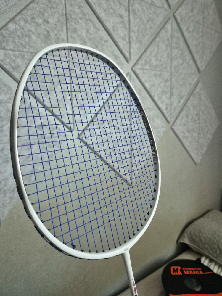 아펙스 725 4u 배드민턴 라켓 2자루 새제품 판매합니다 이미지