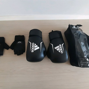 아디다스 복싱 글러브, wtf 오픈 핑거 글러브 팝니다 이미지