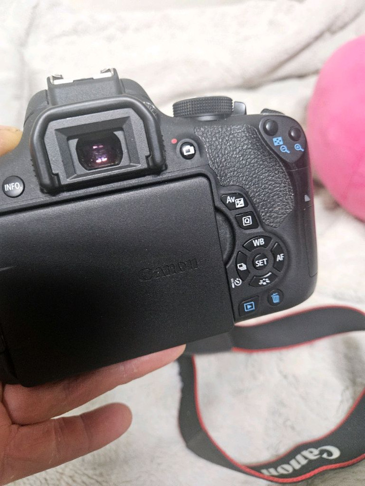 캐논 eos 750d dslr 디지털 카메라 레트로 디카 이미지