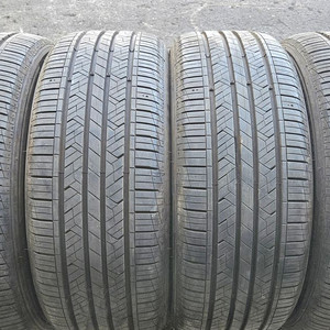 2155017 215 50 17 한국 키너지ex 타이어 셋트 팝니다 이미지