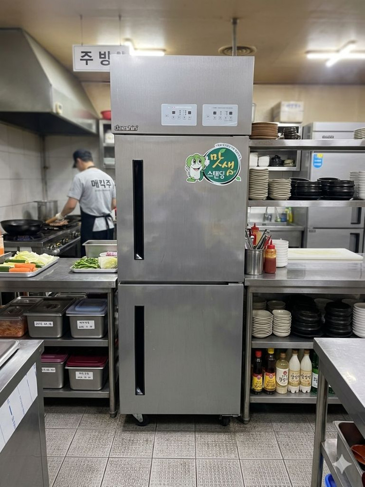 업소용 스탠드형 김치냉장고 650L 이미지