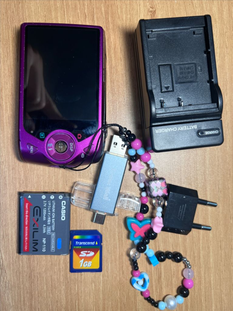 카시오 엑슬림 EX-Z2300 디지털 카메라 이미지