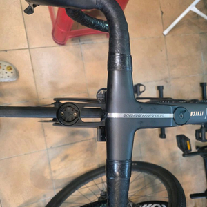 파스포츠f1s 일체형핸들바 400-120작은 사이즈로 교환 원함 이미지