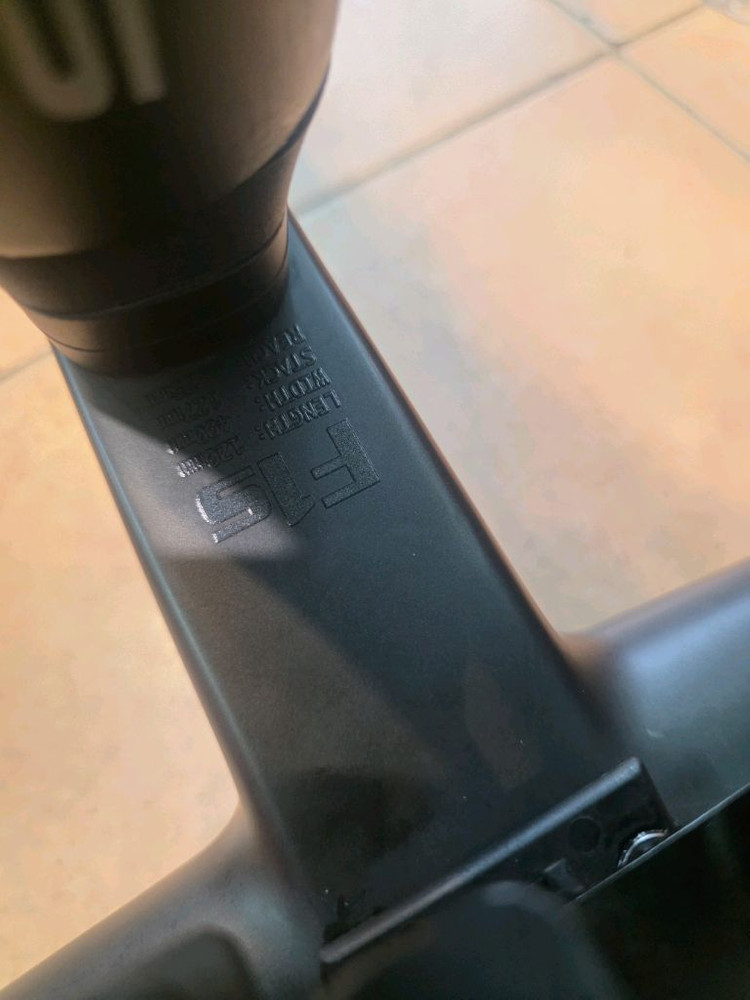 파스포츠f1s 일체형핸들바 400-120작은 사이즈로 교환 원함 이미지