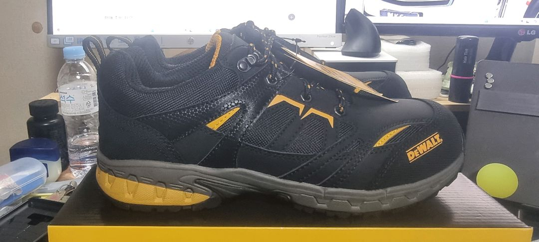 디월트 안전화 285 이미지