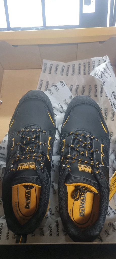 디월트 안전화 285 이미지