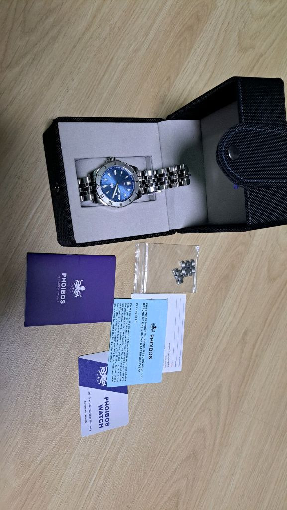 포이보스 보이저 Phoibos Voyager 블루 선레이 메탈시계 이미지