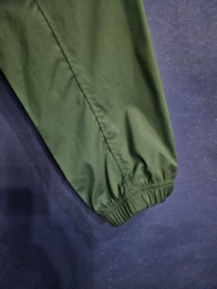 아디다스 올드스쿨 다크그린 남성 오버핏 95~100 브이넥 바람막이 웜업 이미지