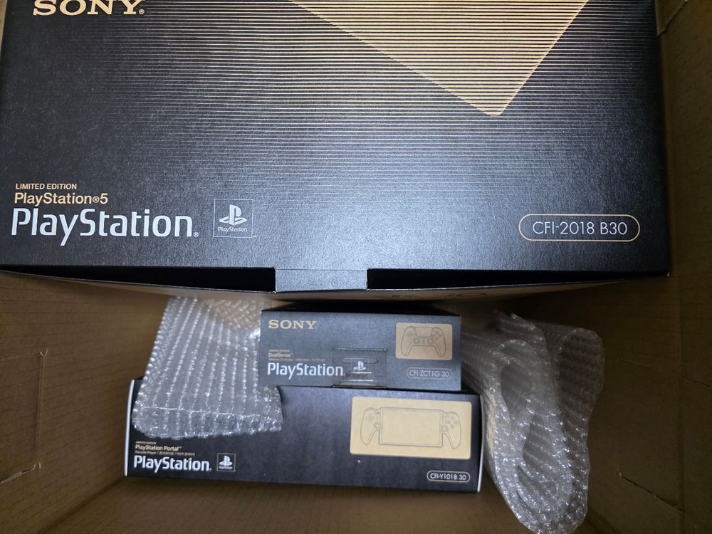 일괄)PS5 30주년 3종 판매해요 이미지