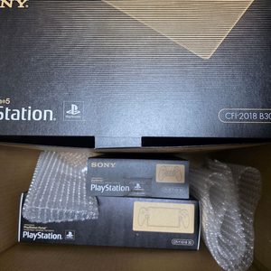 일괄)PS5 30주년 3종 판매해요 이미지