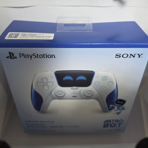 PS5 아스트로봇 듀얼센스 이미지